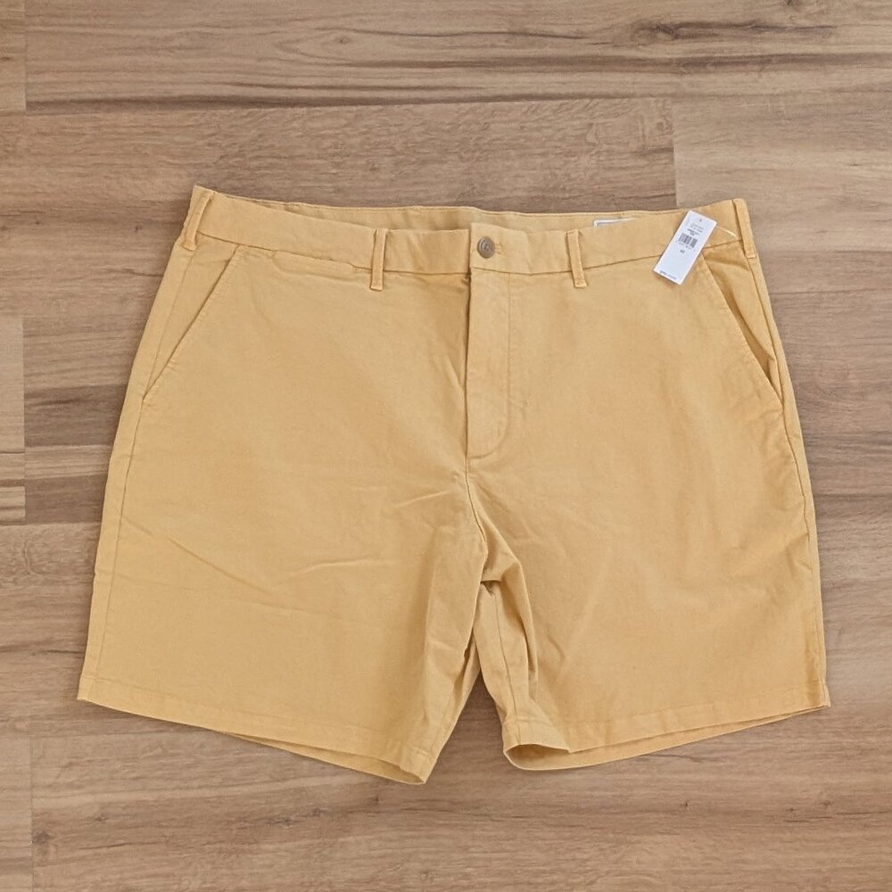 NWT Gap Vintage Khaki Shorts Mustard Yellow 40" waist | 8" Inseam